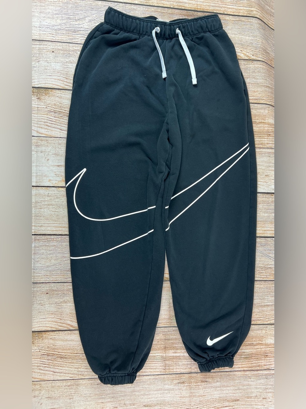 Nike Girls Sportswear Oversized Sweatpants Swoosh Logo *YOUTH* Medium